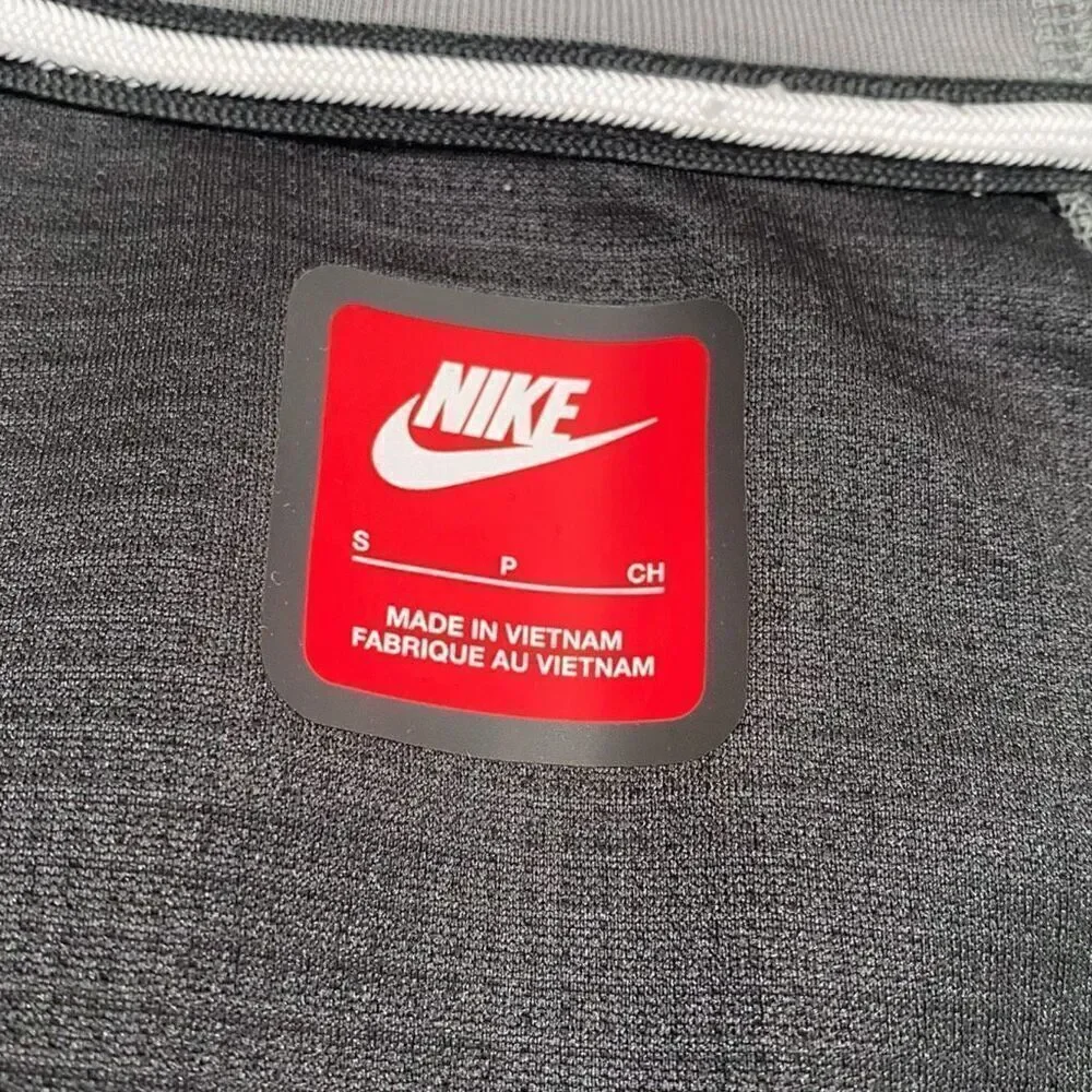 Nike Sportswear Tech Fleece Kids Winterized Full-Zip Gray Black Hoodie size S